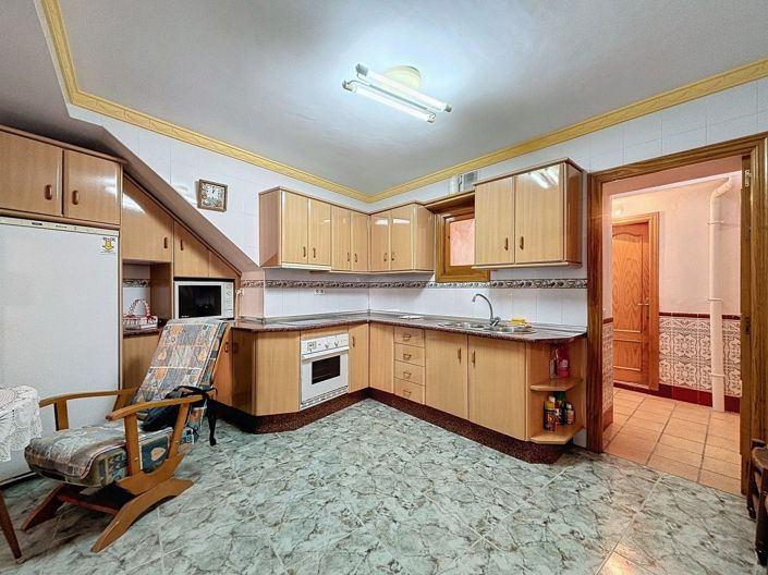 Image No.5-4 Bed Villa for sale