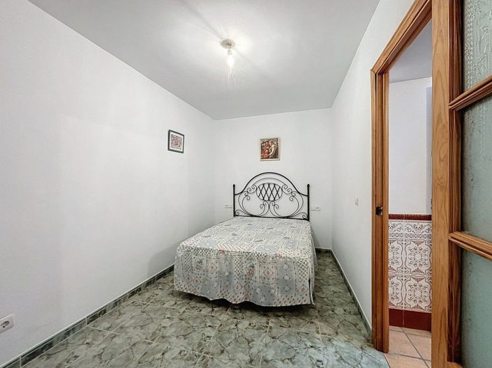 Image No.8-4 Bed Villa for sale