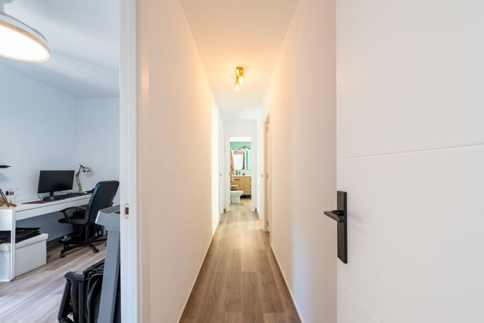 Image No.13-3 Bed Apartment for sale