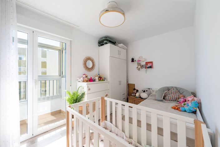 Image No.18-3 Bed Apartment for sale