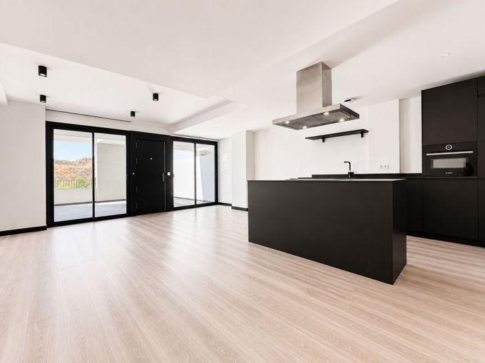 Image No.7-3 Bed Apartment for sale