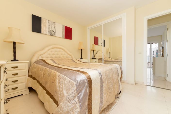 Image No.14-3 Bed Apartment for sale