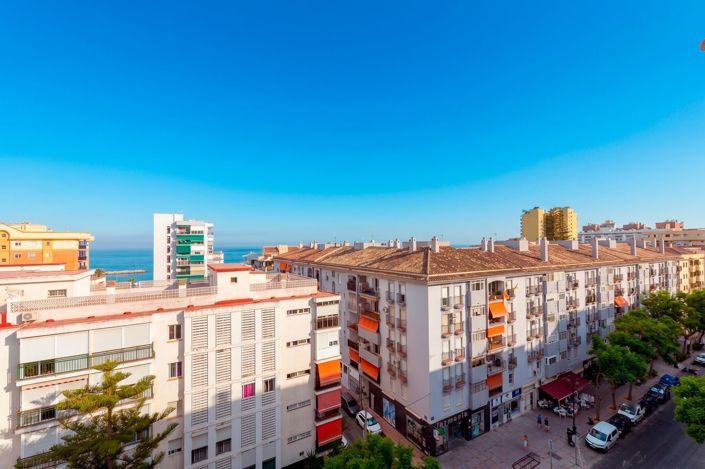 Image No.21-3 Bed Apartment for sale