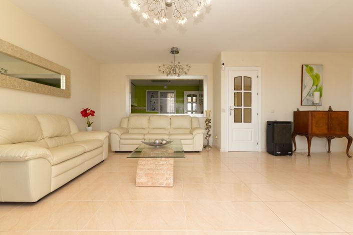 Image No.7-3 Bed Apartment for sale