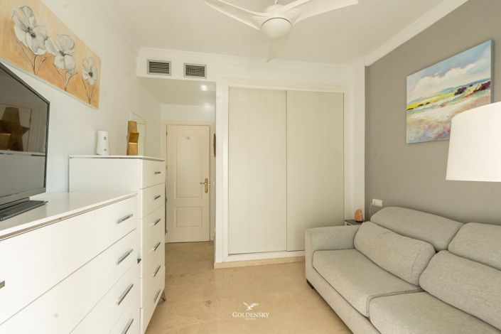 Image No.14-3 Bed Apartment for sale