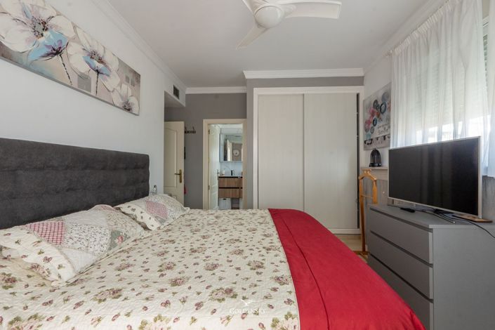 Image No.18-3 Bed Apartment for sale