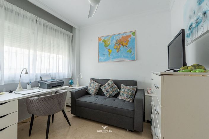 Image No.25-3 Bed Apartment for sale