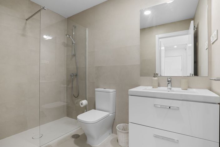 Image No.13-2 Bed Apartment for sale