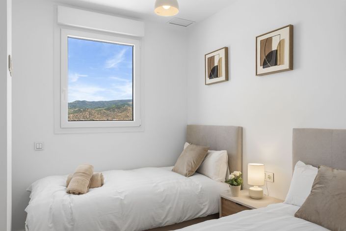 Image No.16-2 Bed Apartment for sale