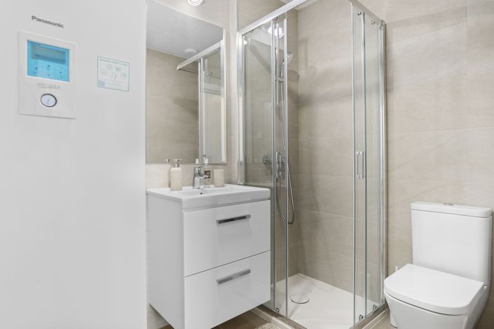 Image No.17-2 Bed Apartment for sale