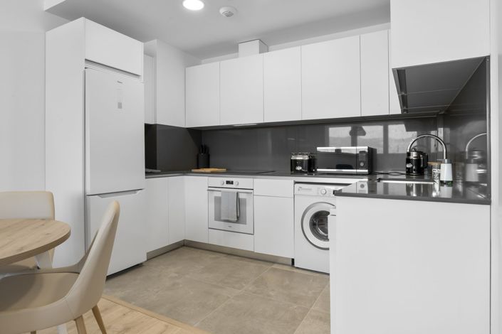 Image No.20-2 Bed Apartment for sale