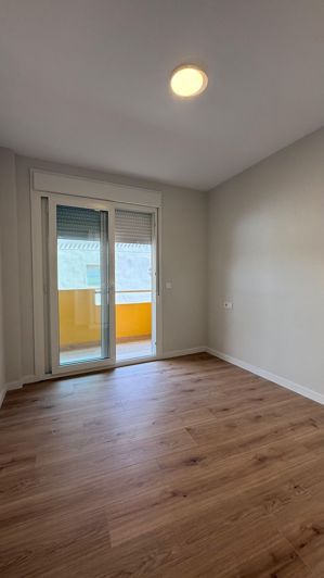 Image No.18-3 Bed Apartment for sale