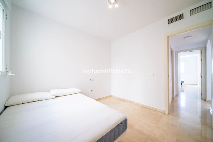 Image No.22-Appartement de 2 chambres à vendre à Benalmadena