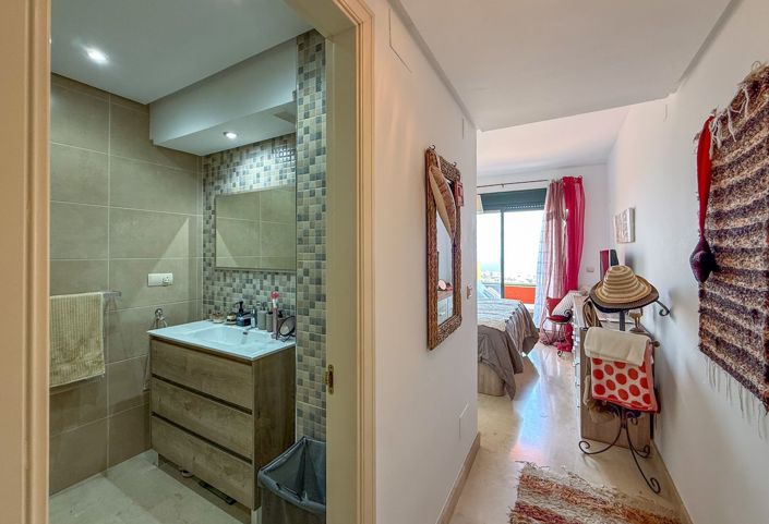 Image No.16-3 Bed Apartment for sale