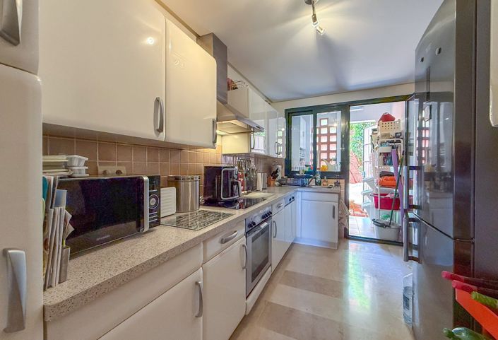 Image No.26-3 Bed Apartment for sale
