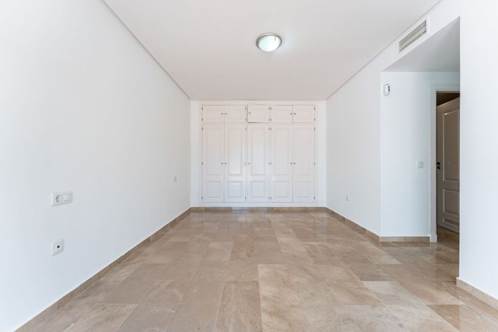 Image No.18-2 Bed Apartment for sale