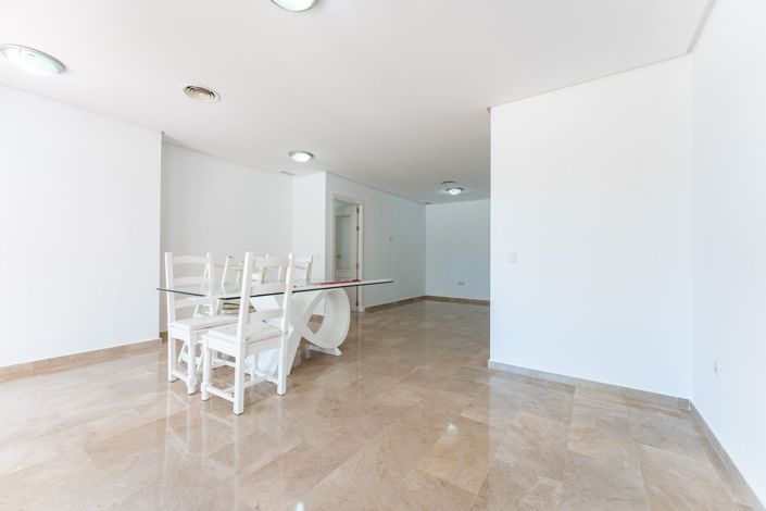 Image No.25-2 Bed Apartment for sale