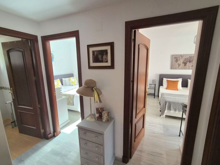 Image No.15-3 Bed Apartment for sale