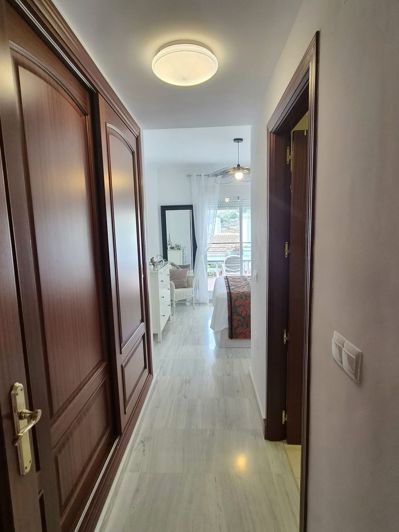 Image No.28-3 Bed Apartment for sale