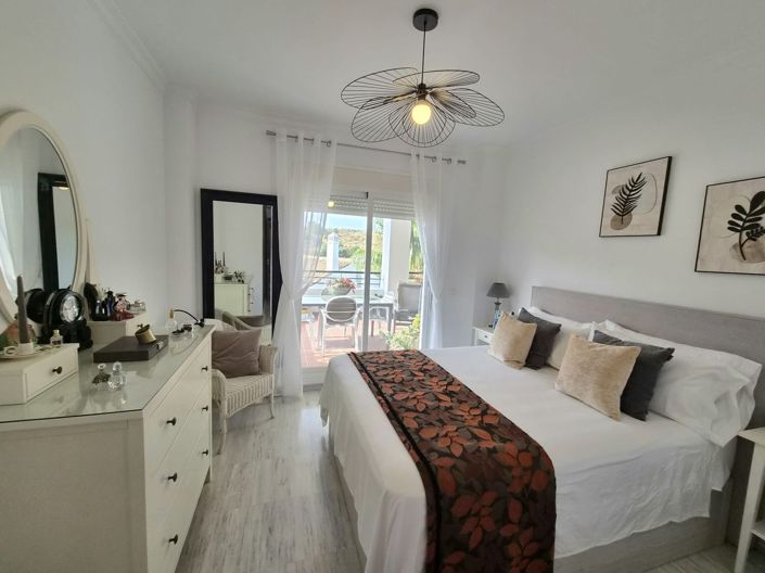 Image No.30-3 Bed Apartment for sale