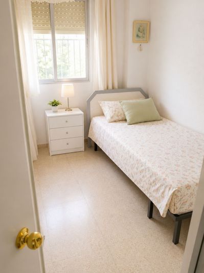 Image No.15-3 Bed Apartment for sale