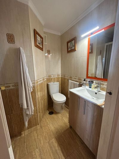Image No.20-3 Bed Apartment for sale