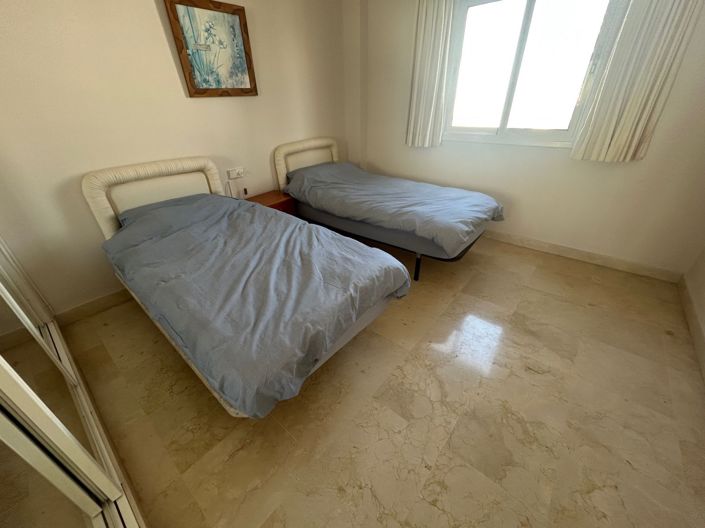 Image No.20-2 Bed Apartment for sale