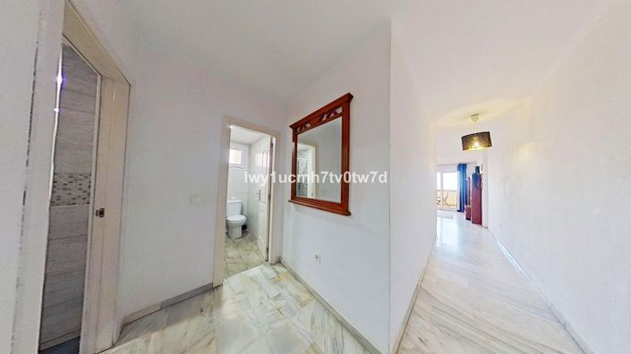 Image No.15-2 Bed Apartment for sale