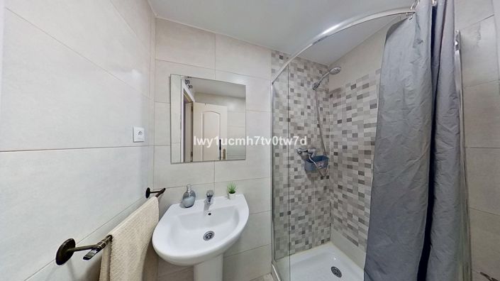 Image No.16-2 Bed Apartment for sale