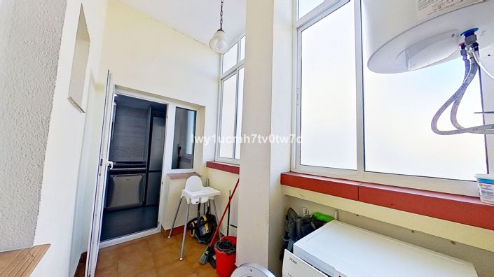 Image No.27-2 Bed Apartment for sale