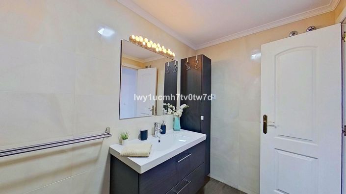 Image No.33-2 Bed Apartment for sale