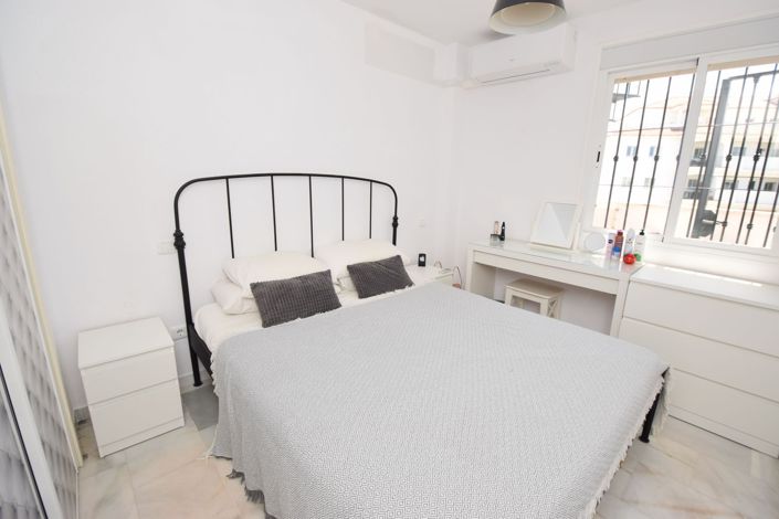 Image No.19-3 Bed Penthouse for sale