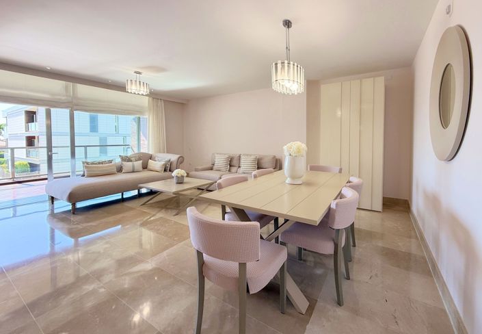 Image No.12-3 Bed Apartment for sale