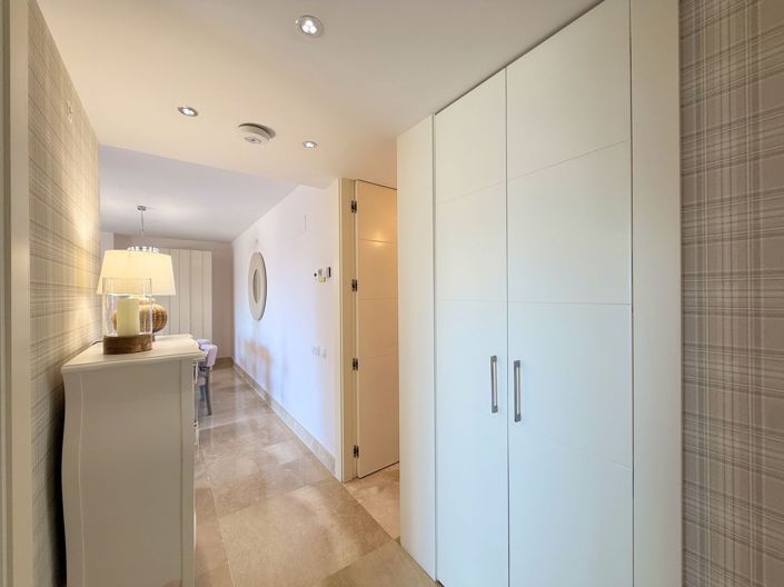 Image No.17-3 Bed Apartment for sale