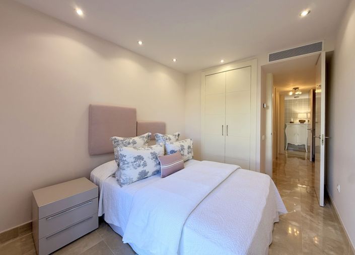 Image No.31-3 Bed Apartment for sale