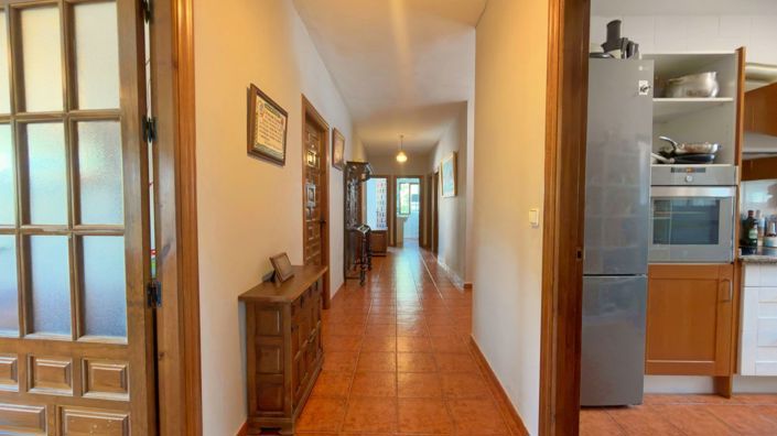 Image No.17-5 Bed Villa for sale