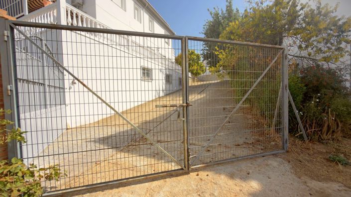 Image No.36-5 Bed Villa for sale