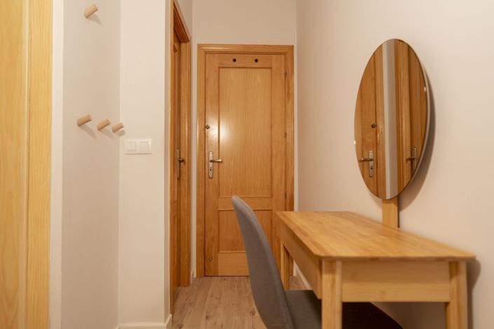 Image No.16-2 Bed Apartment for sale