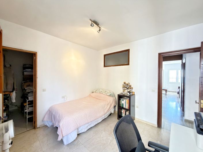 Image No.19-3 Bed Penthouse for sale