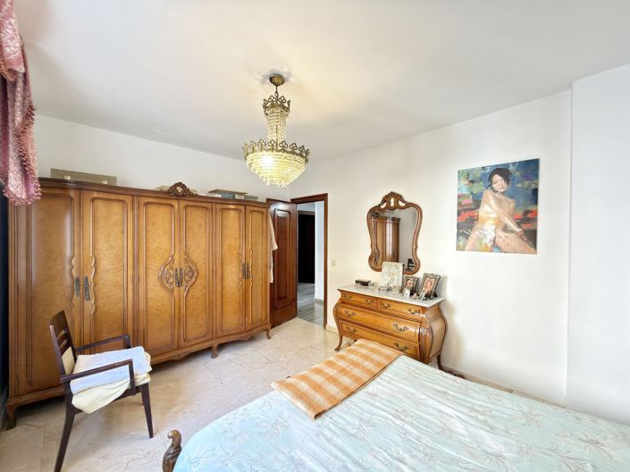 Image No.21-3 Bed Penthouse for sale