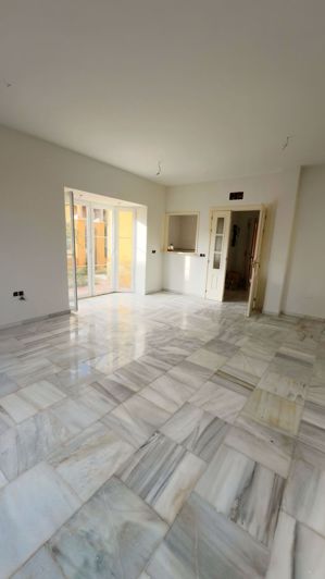 Image No.11-3 Bed Villa for sale