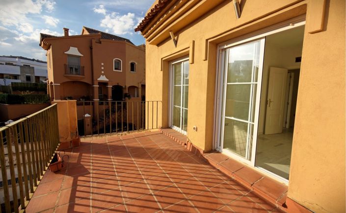 Image No.30-3 Bed Villa for sale