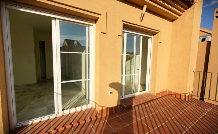 Image No.37-3 Bed Villa for sale