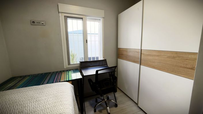 Image No.12-3 Bed Apartment for sale