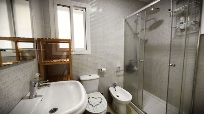 Image No.9-3 Bed Apartment for sale