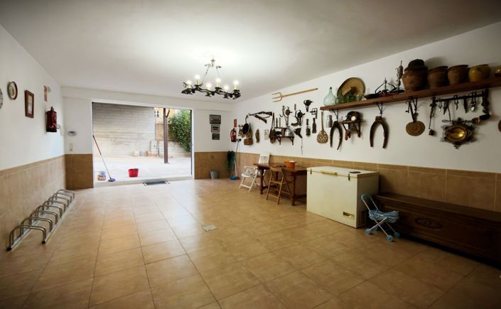 Image No.35-5 Bed Villa for sale