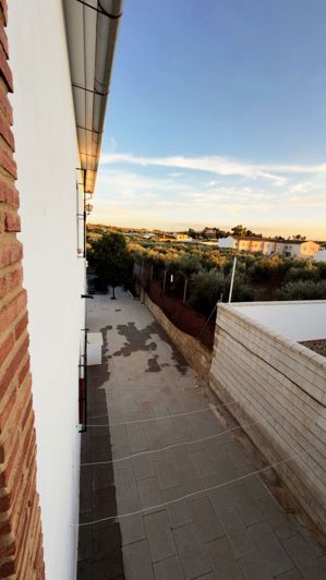Image No.9-5 Bed Villa for sale