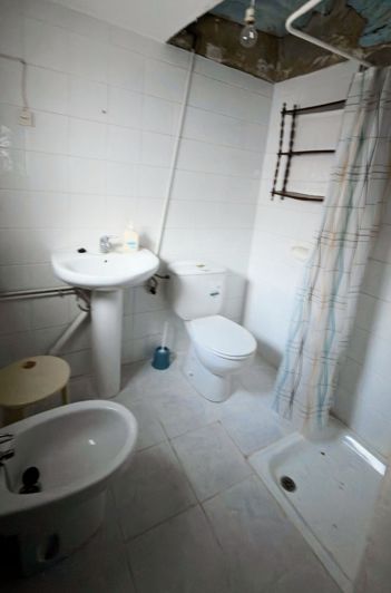 Image No.20-3 Bed Townhouse for sale