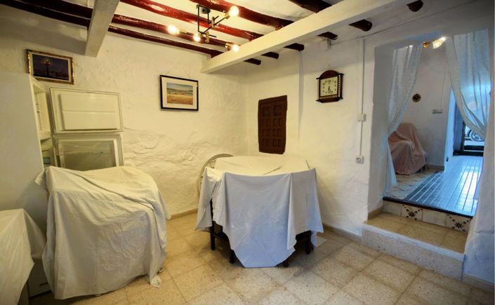 Image No.4-3 Bed Townhouse for sale