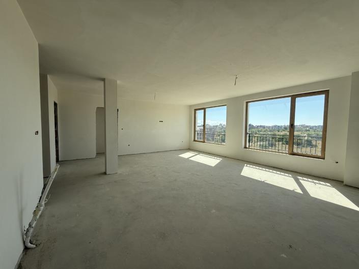 Image No.8-3 Bed Apartment for sale